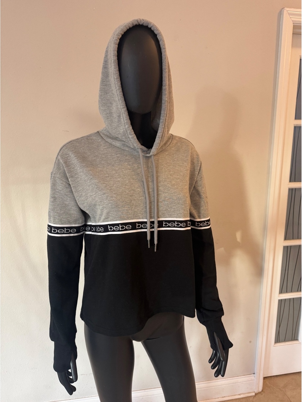 bebe Sport Women’s Hoodie Size M Gray Black Logo Colorblock Pullover